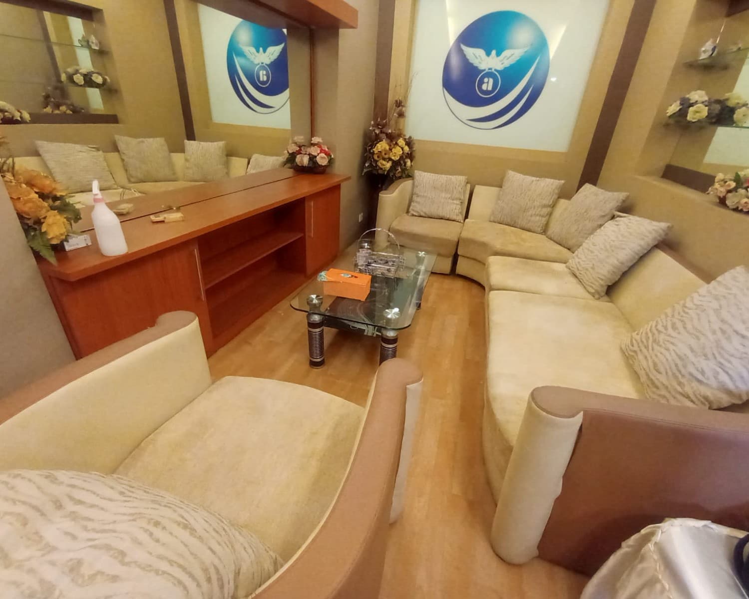 Gambar 1 dari Kasur & Sofa