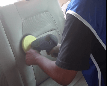 Gambar 3 dari Cuci Interior Mobil